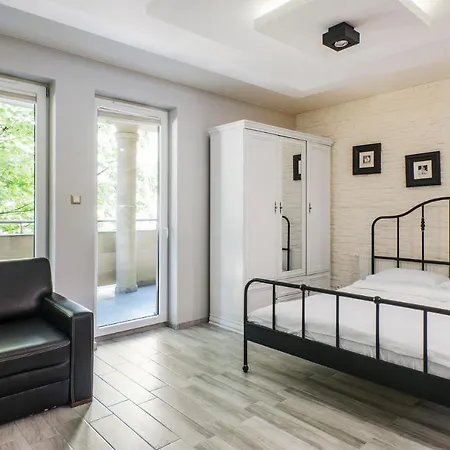 6 Sierpnia * Łódź